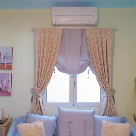 빌라 Pearl Of Lia Summer Breeze House 칼라파티스